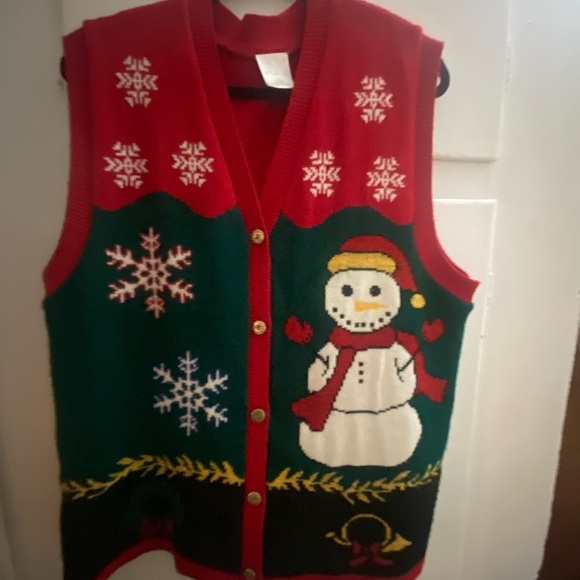 Women’s ugly Christmas vest - Picture 2 of 4